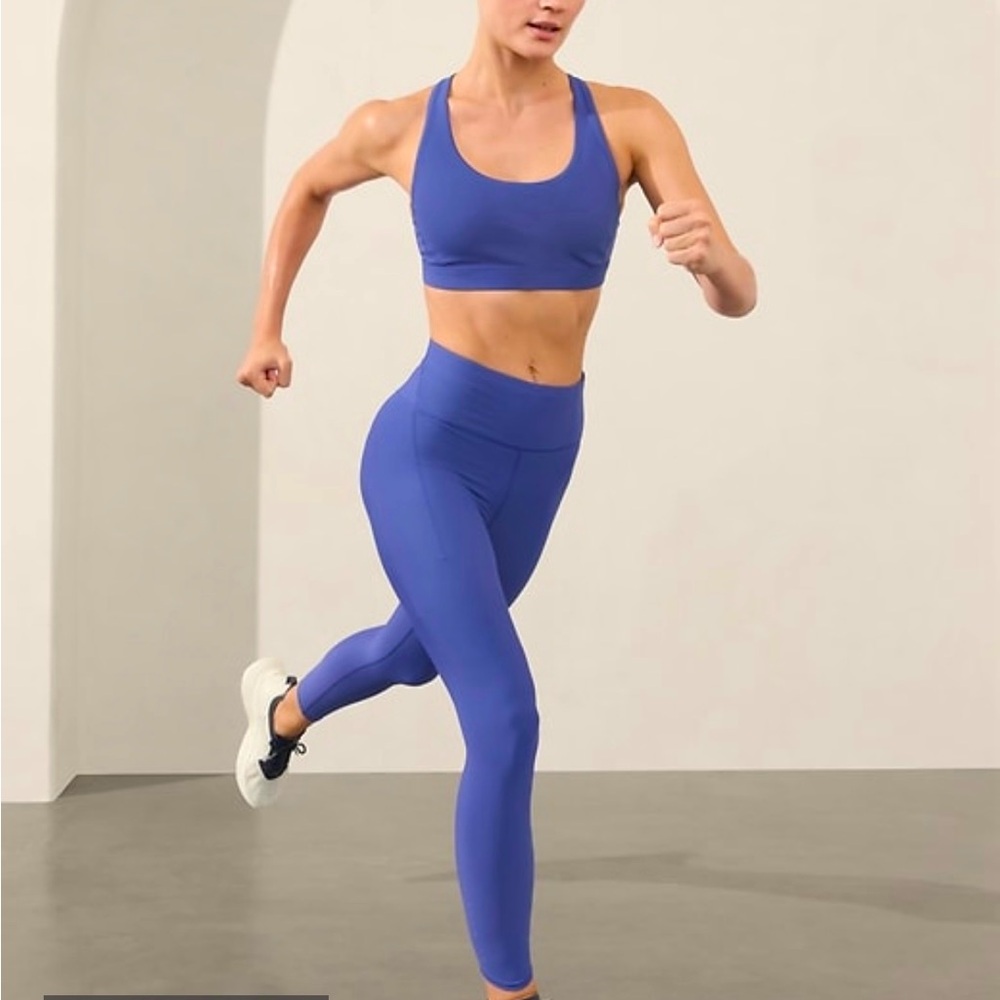 Athleta Pacesetter Ultra High Rise Lasercut 7/8 Legging